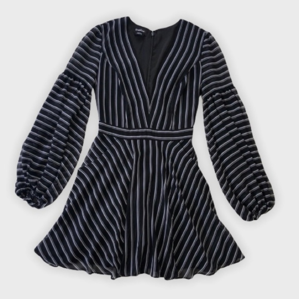 bebe - Long Sleeve Dress